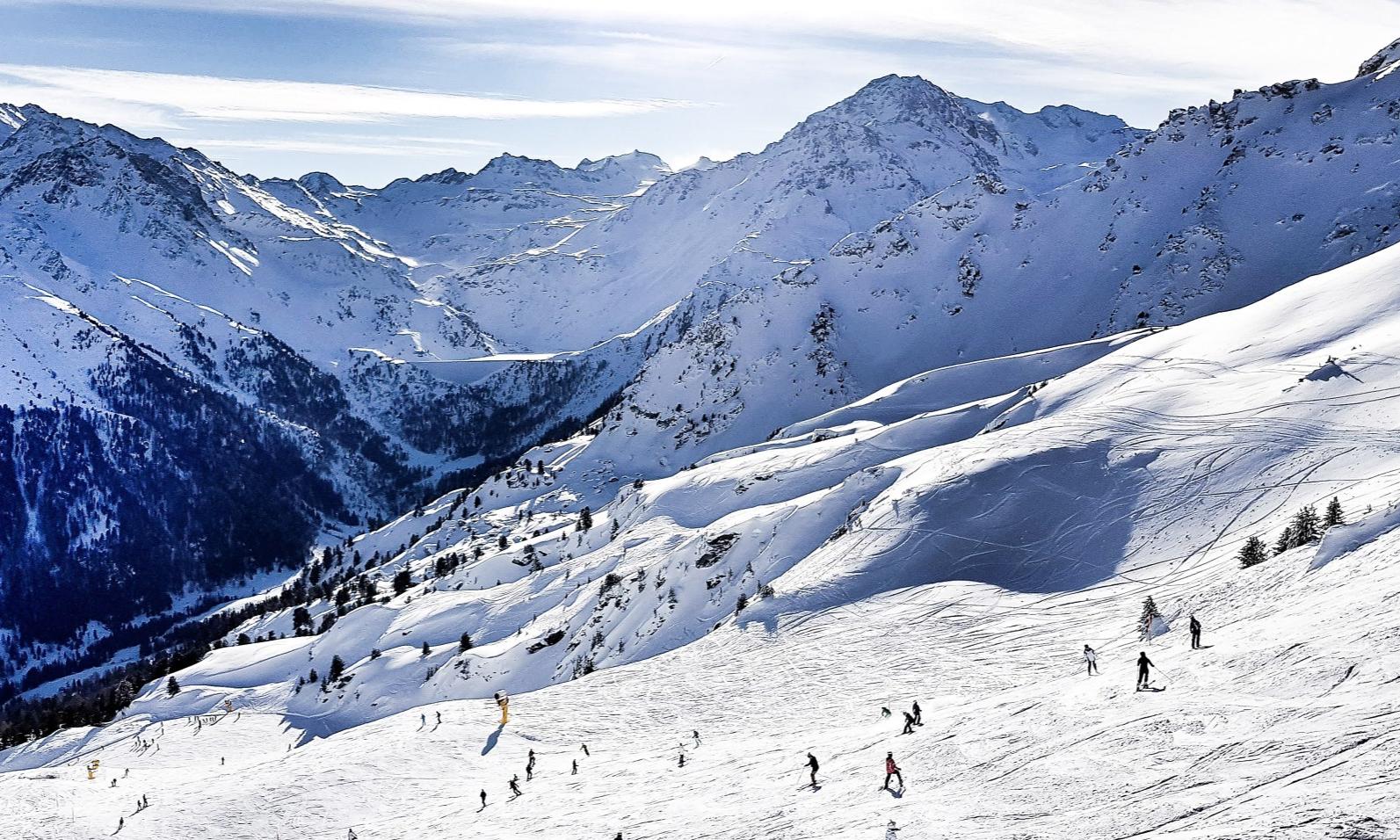 PARÍS, ALPES Y LA MAGIA DE AÑO NUEVO EN LONDRES 