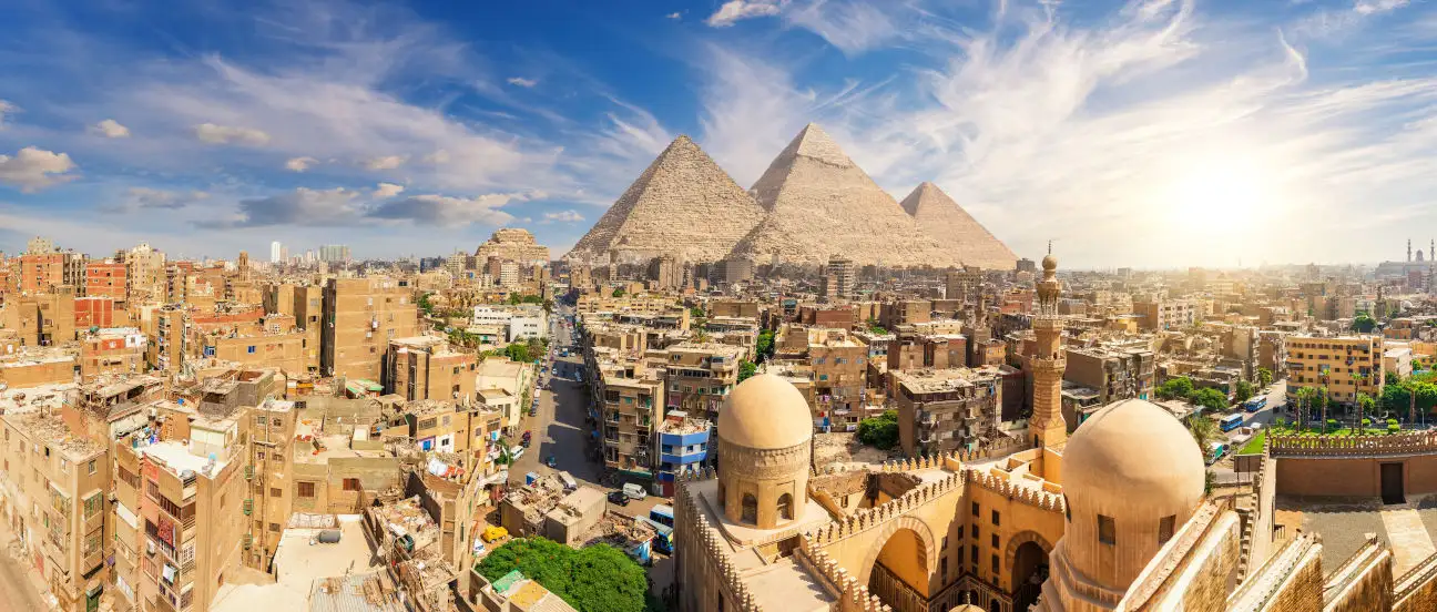**CYBER WEEK** - DUBAI Y EGIPTO MILENARIO 